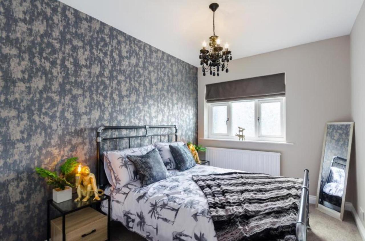 Time Is Now! Beautiful Apartment In Йорк Экстерьер фото